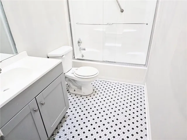 $2,000 | 2961 Hawk Court Southeast, Marietta, GA 30067