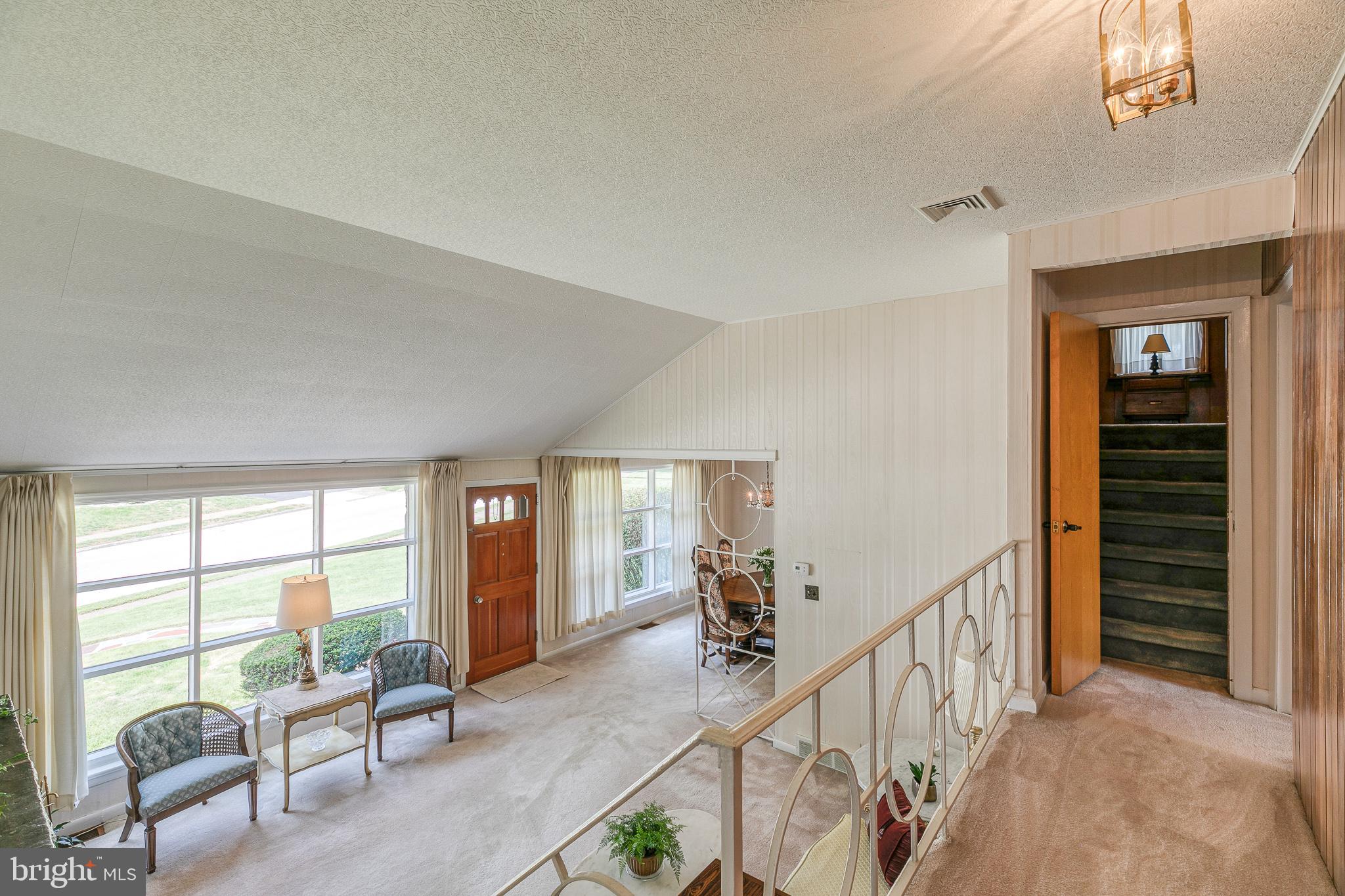 2244 Cambridge Road Broomall, PA 19008 - Photo 8 of 43 Gallery Image 8