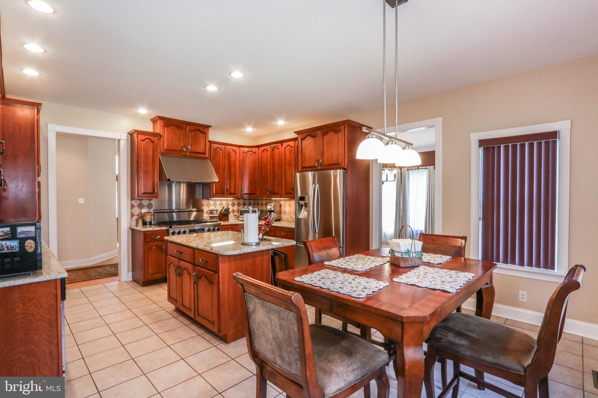 2325 Honeysuckle Road Allentown, PA 18103 - Photo 14 of 44 Gallery Image 14