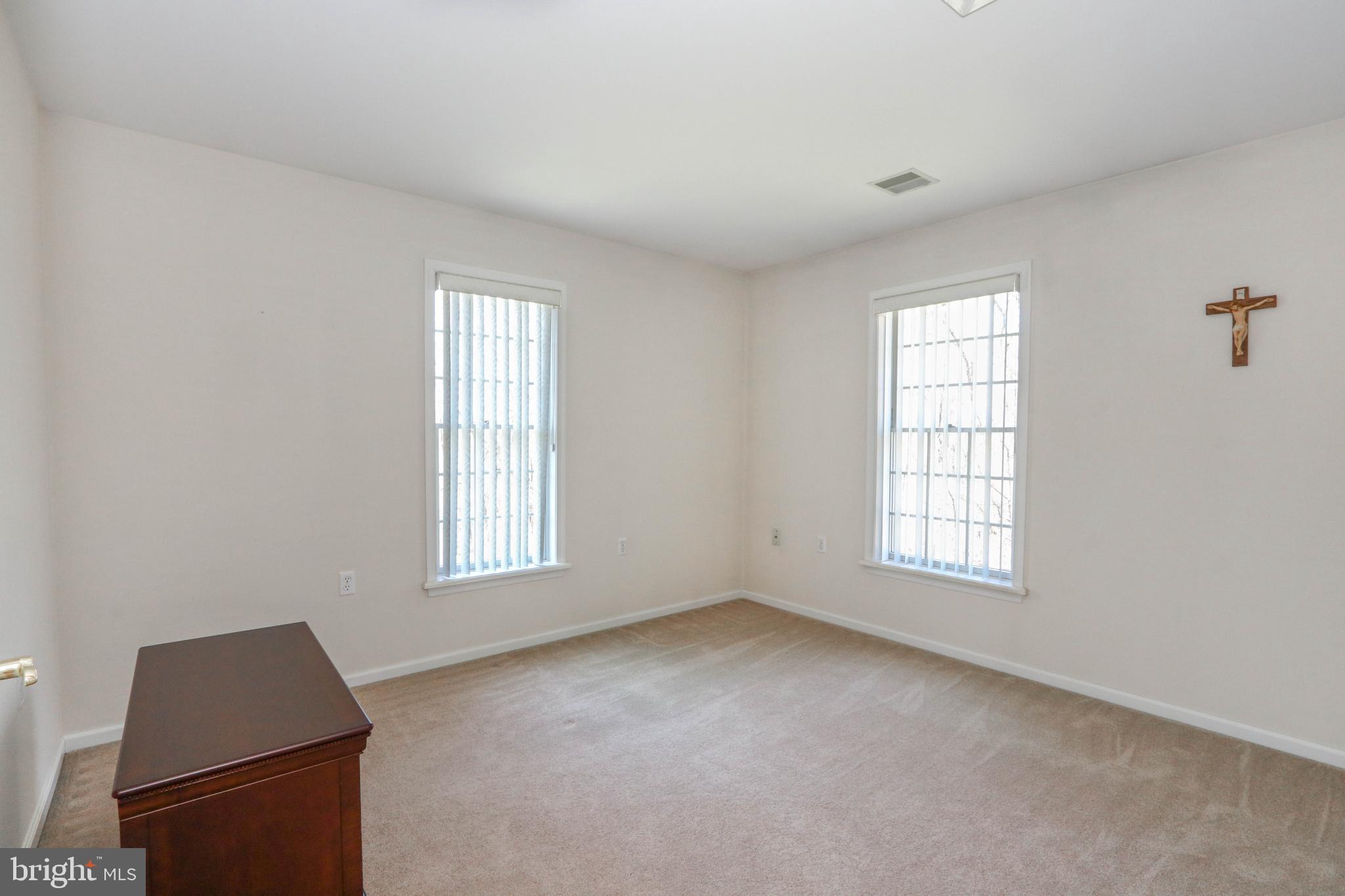 2325 Honeysuckle Road Allentown, PA 18103 - Photo 28 of 44 Gallery Image 28