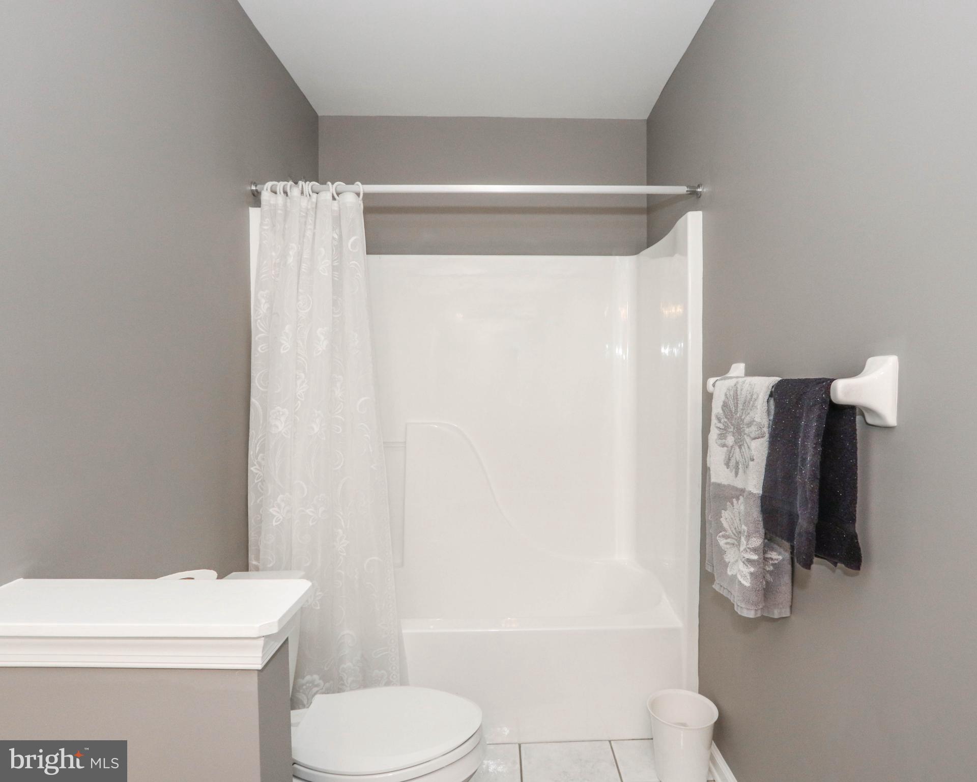 2325 Honeysuckle Road Allentown, PA 18103 - Photo 30 of 44 Gallery Image 30