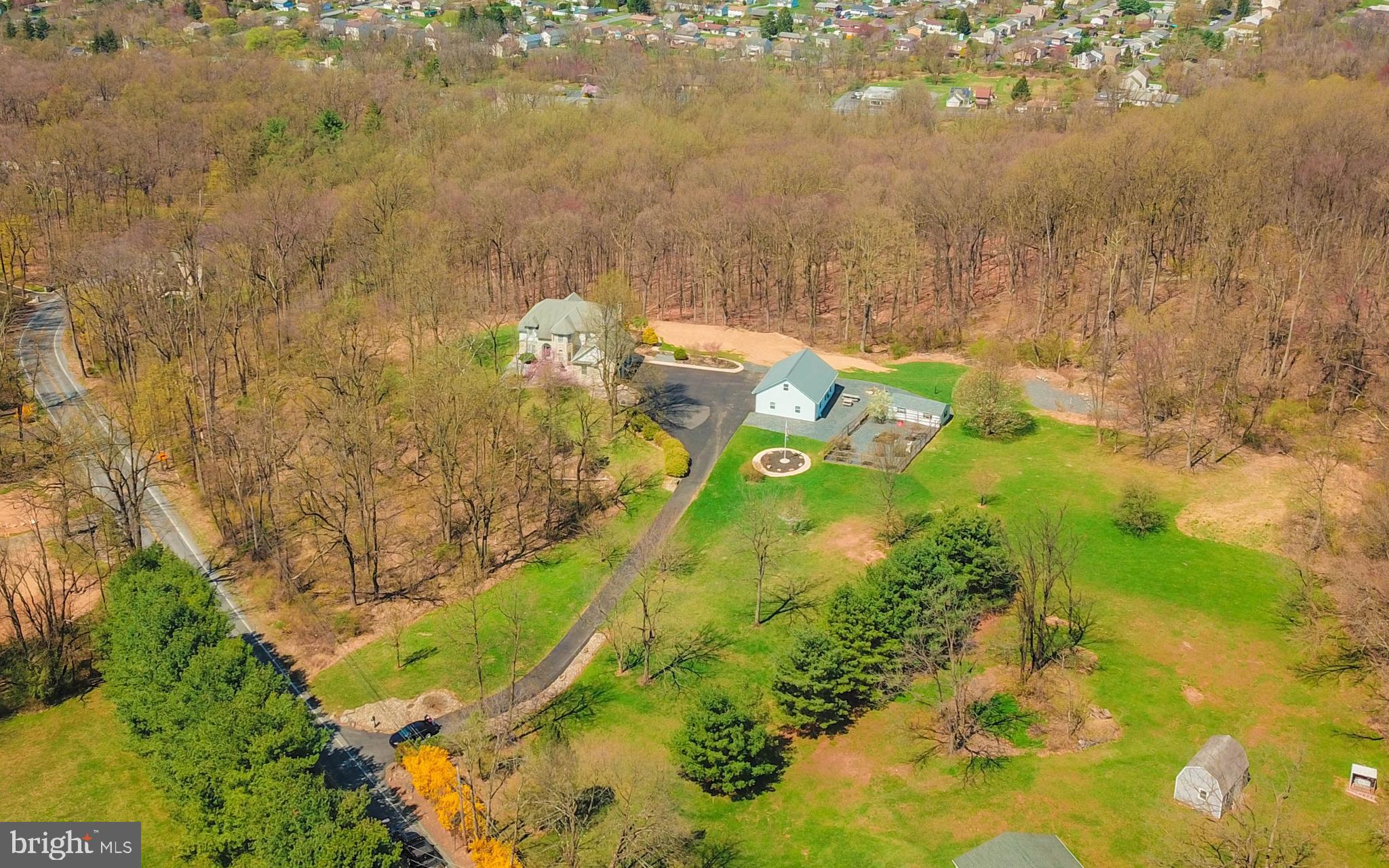 2325 Honeysuckle Road Allentown, PA 18103 - Photo 42 of 44 Gallery Image 42