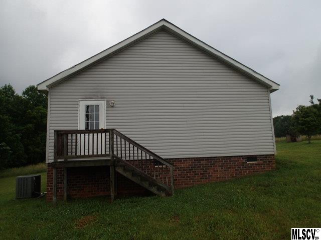 975 Lambert Road Hiddenite, NC 28636 - Photo 9 of 17