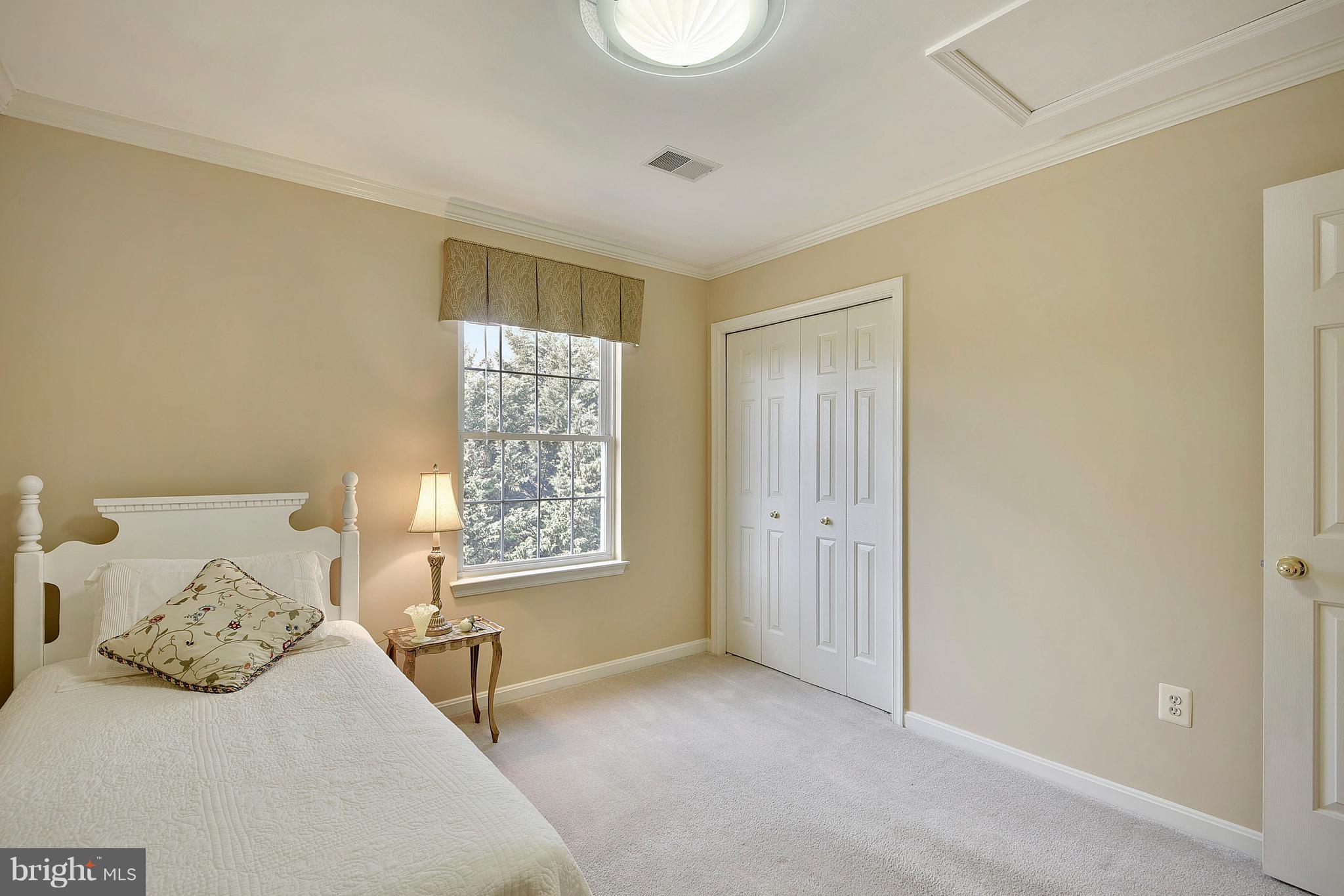 13912 Falconcrest Road Germantown, MD 20874 - Photo 23 of 30 Bedroom