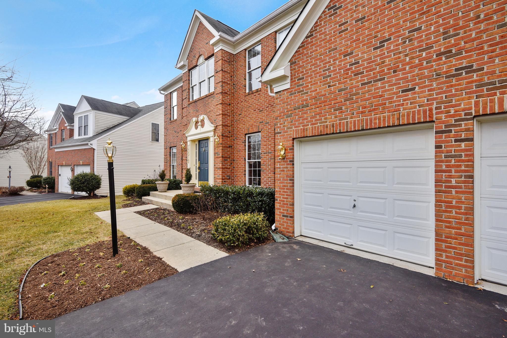 13912 Falconcrest Road Germantown, MD 20874 - Photo 30 of 30 Exterior (Front)