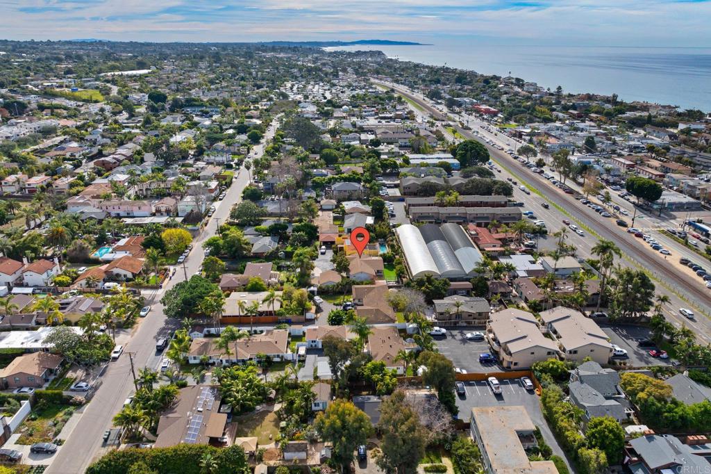 1054 Hermes Avenue Encinitas, CA 92024 - Photo 33 of 37 an aerial view of multiple house