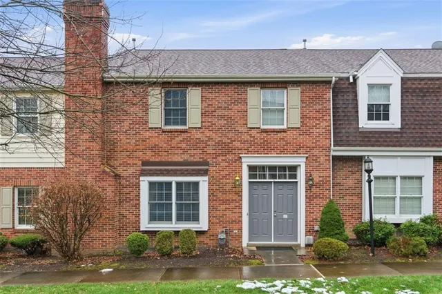 $325,000 | 202 Boxwood Court, Canonsburg, PA 15317