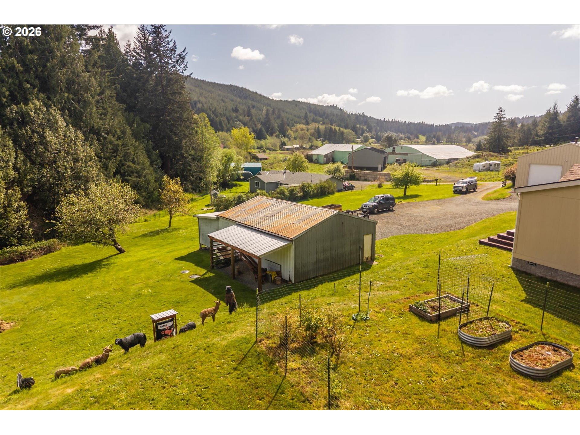 93380 Luscombe Loop Coos Bay, OR 97420 - Photo 29 of 34