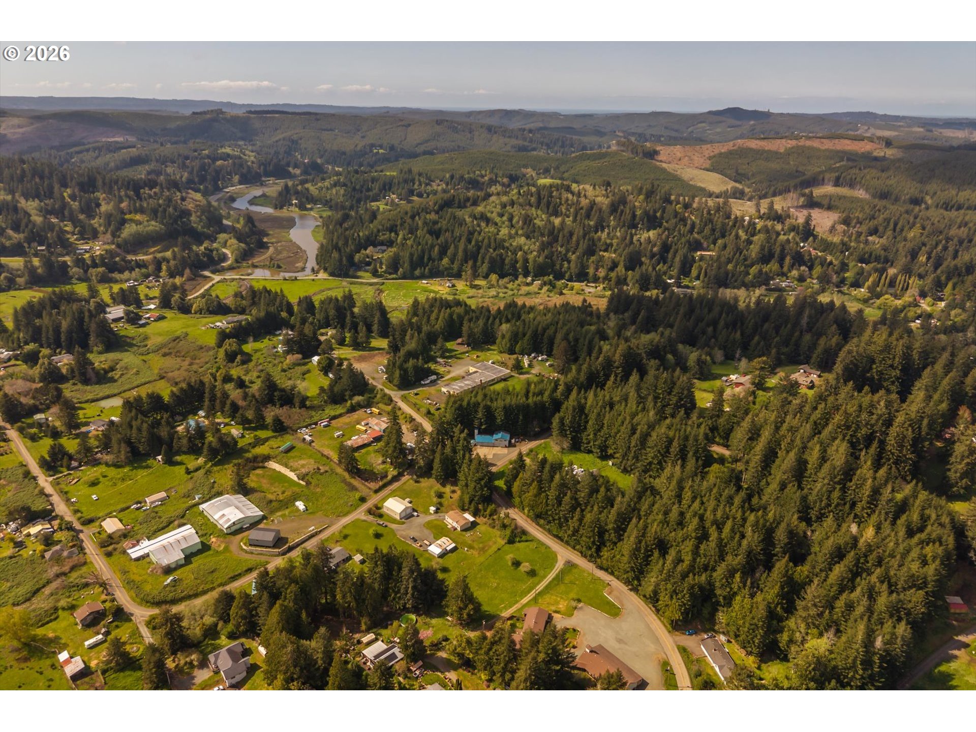 93380 Luscombe Loop Coos Bay, OR 97420 - Photo 31 of 34