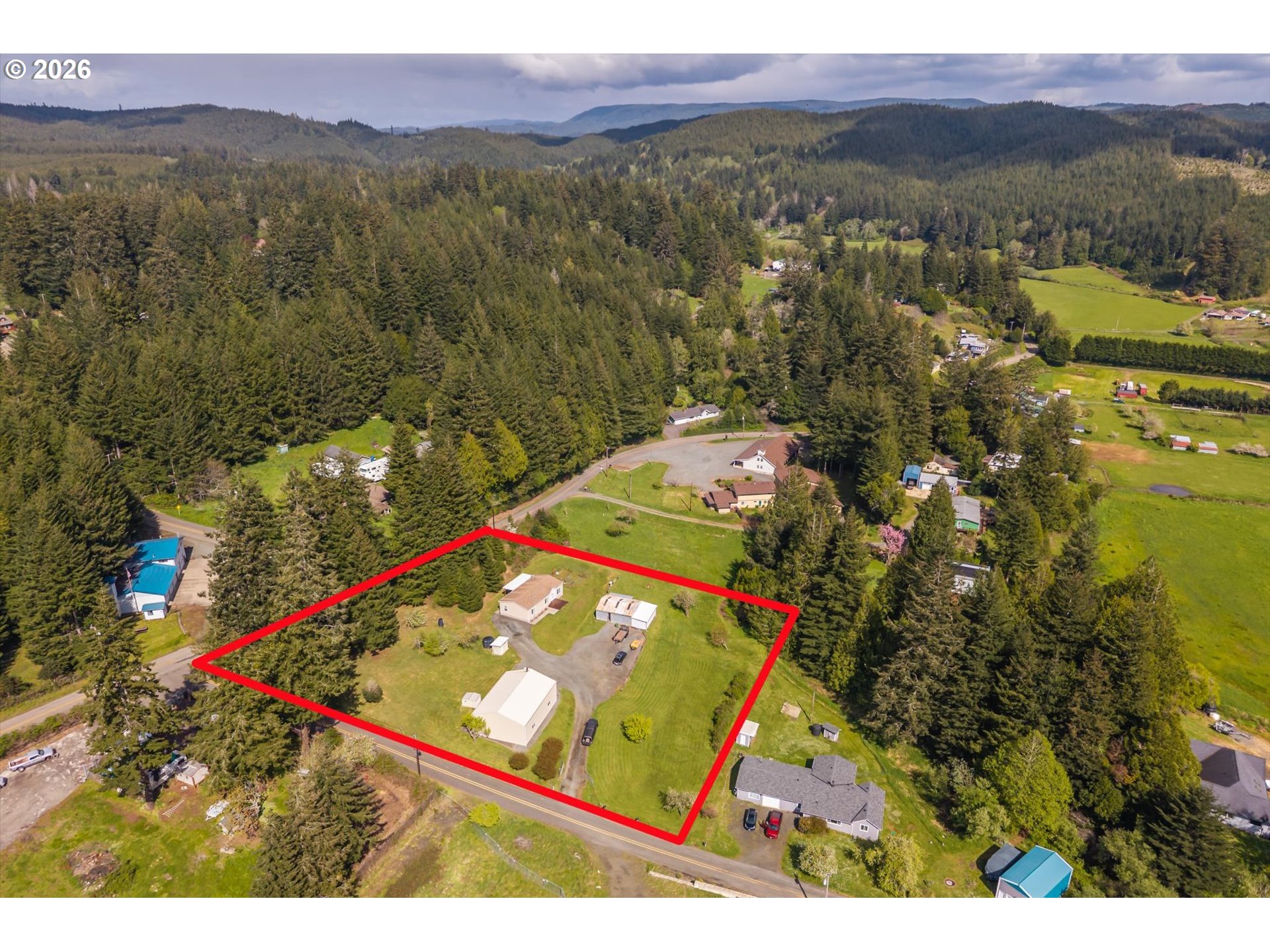 93380 Luscombe Loop Coos Bay, OR 97420 - Photo 34 of 34