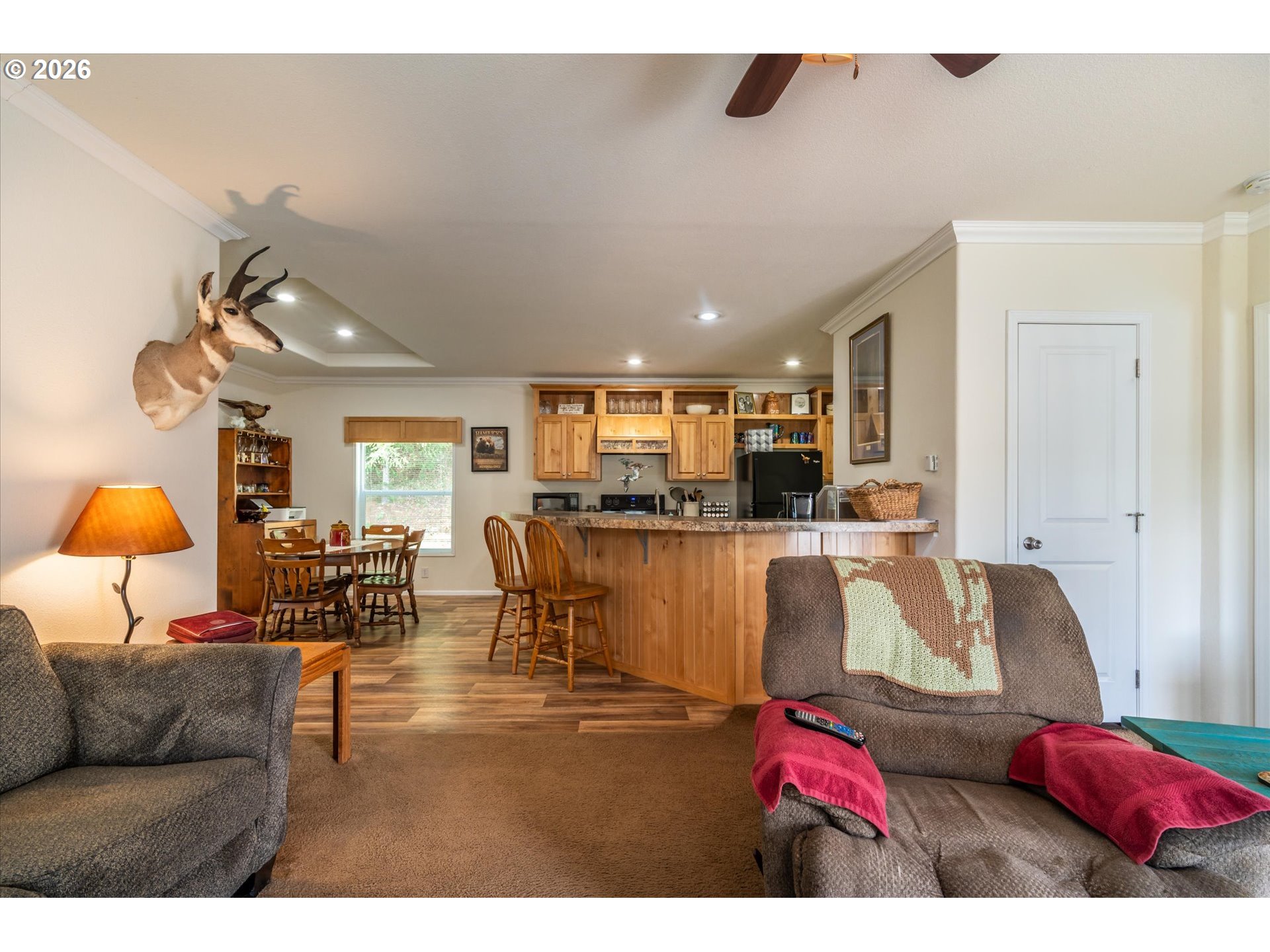 93380 Luscombe Loop Coos Bay, OR 97420 - Photo 4 of 34