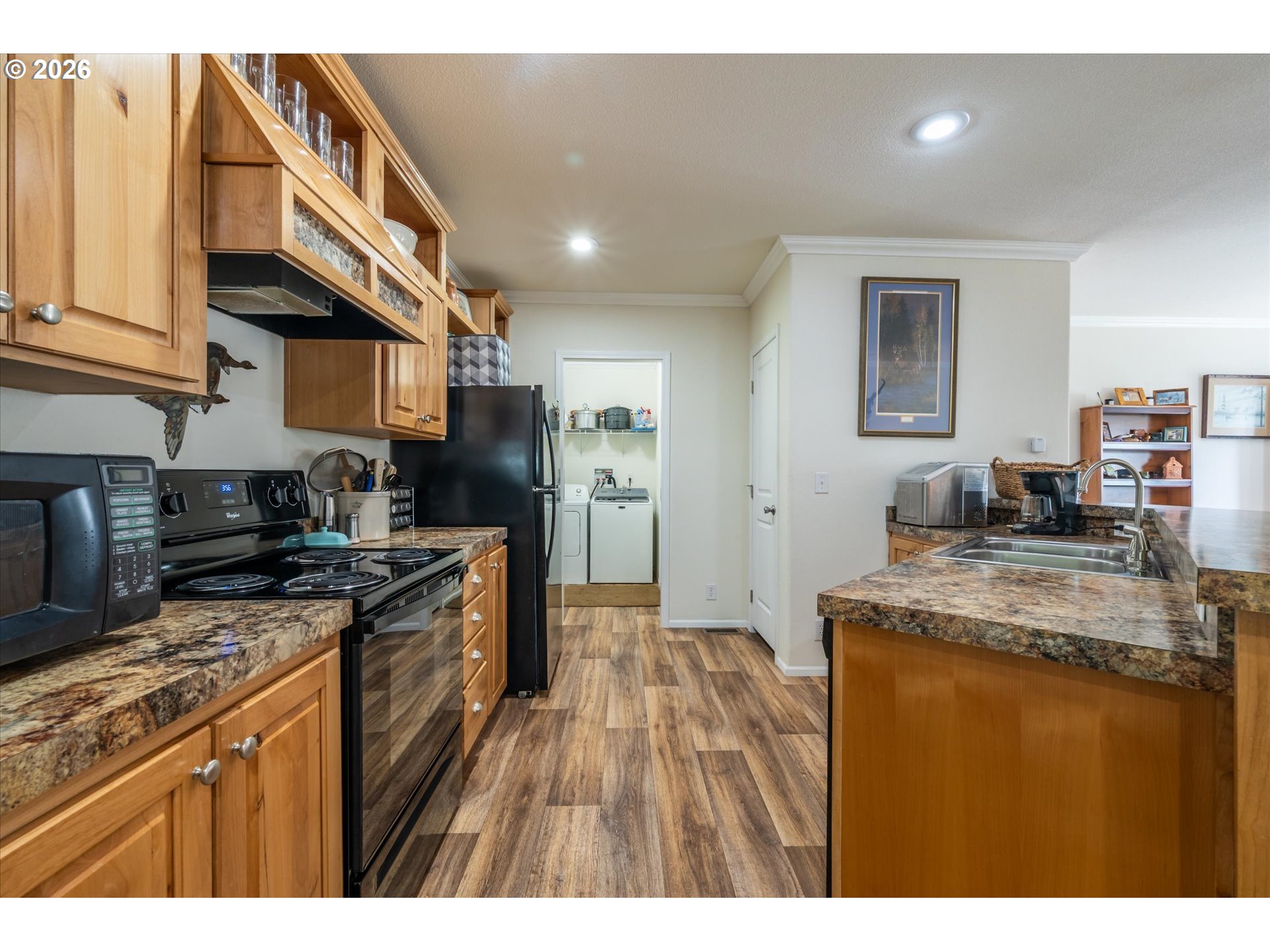 93380 Luscombe Loop Coos Bay, OR 97420 - Photo 6 of 34