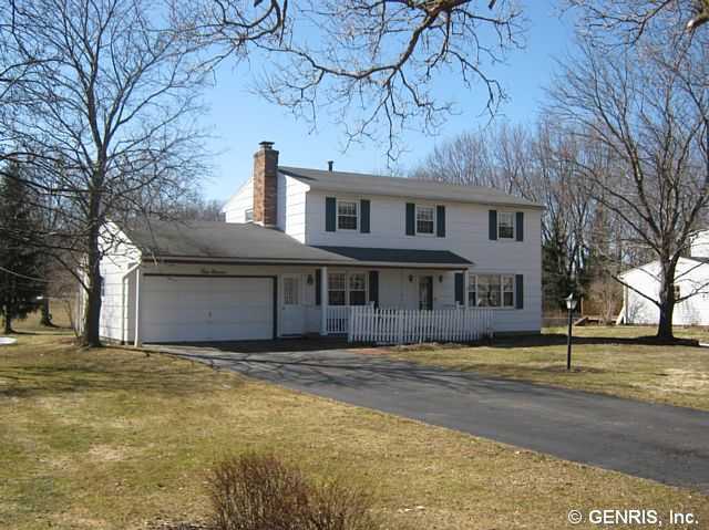 411 Fellows Road Perinton, NY 14450 - Photo 1 of 1 Exterior Front