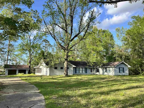 $99,000 | 800 West 4th Street, Dequincy, LA 70633