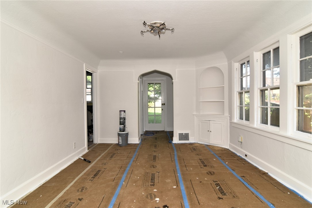 3624 Rolliston Road Cleveland, OH 44120 - Photo 6 of 46 Gallery Image 6
