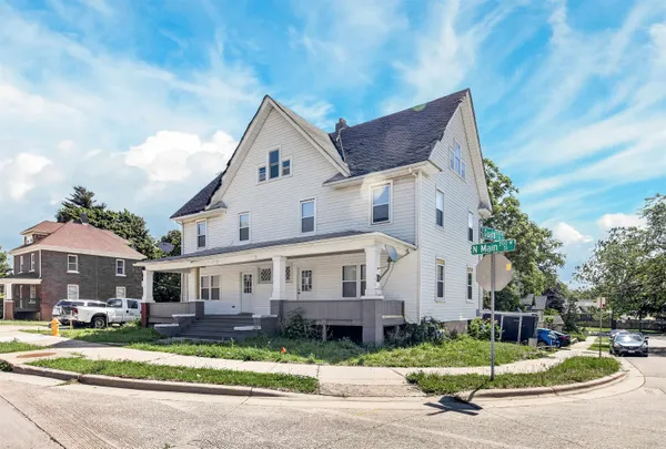 $229,900 | 1231-1233 North Main Street, Rockford, IL 61103