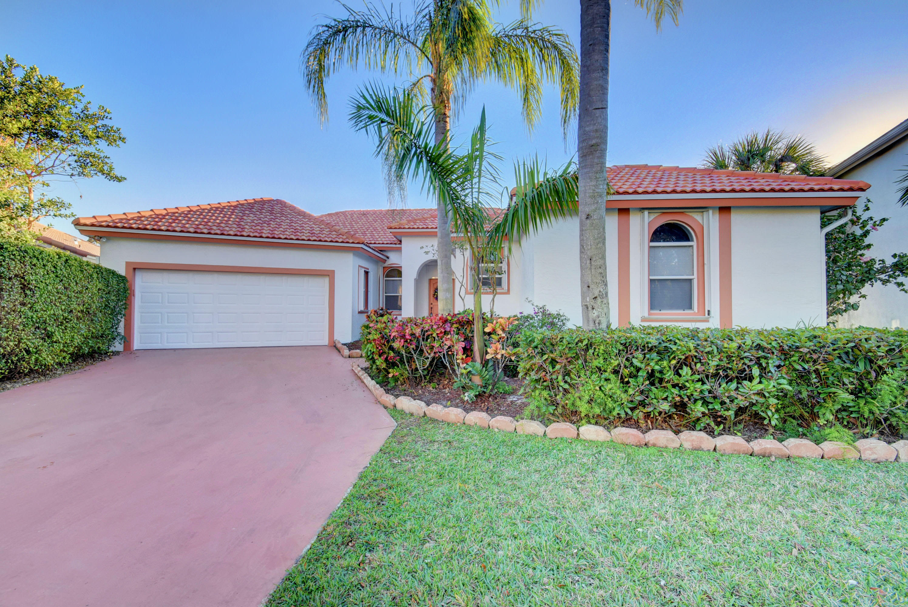 10810 Haydn Drive Boca Raton, FL 33498 - Photo 2 of 56 Virtuals1 (2)