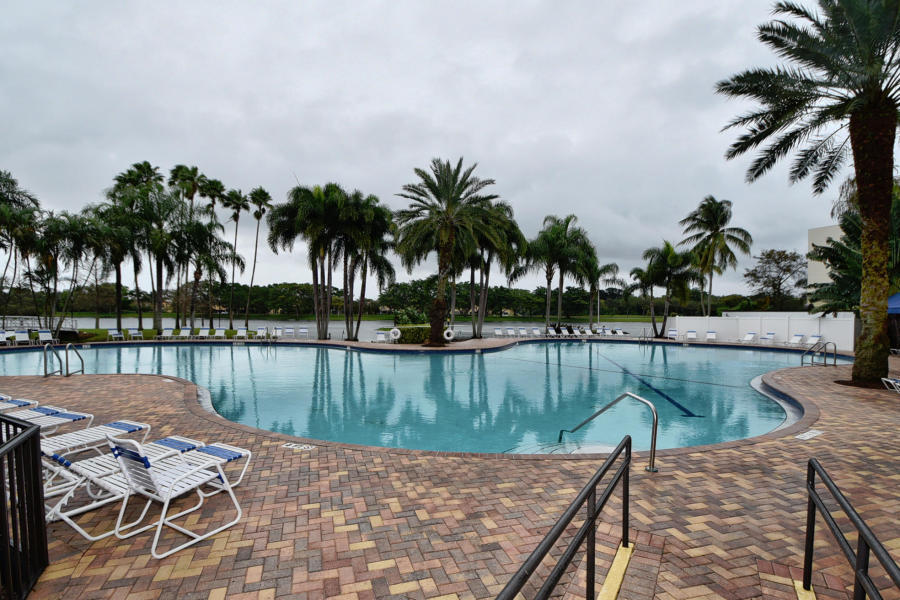 10810 Haydn Drive Boca Raton, FL 33498 - Photo 49 of 56 20160122180155497433000000-o