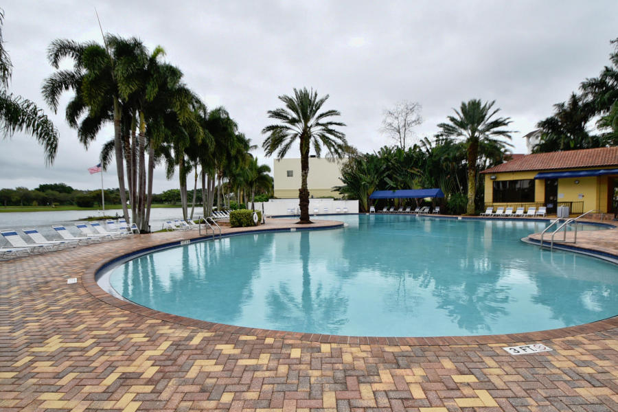 10810 Haydn Drive Boca Raton, FL 33498 - Photo 52 of 56 20160122180217376305000000-o