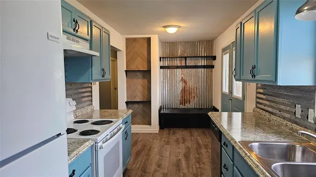 $1,650 | 309 North Street, Trenton, TX 75490