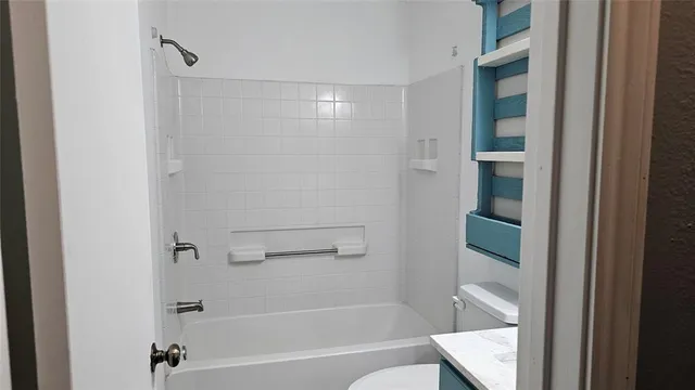 $1,650 | 309 North Street, Trenton, TX 75490