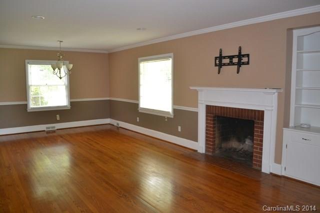 1040 Guilford Road Charlotte, NC 28209 - Photo 2 of 9
