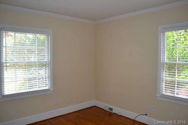 1040 Guilford Road Charlotte, NC 28209 - Photo 6 of 9