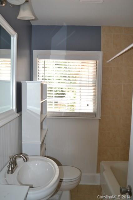 1040 Guilford Road Charlotte, NC 28209 - Photo 7 of 9