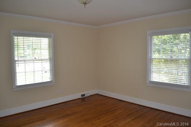 1040 Guilford Road Charlotte, NC 28209 - Photo 8 of 9