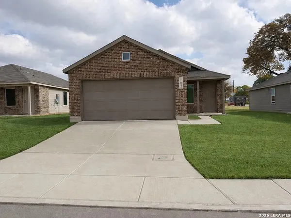 $1,550 | 21042 Sumac Grove, San Antonio, TX 78264