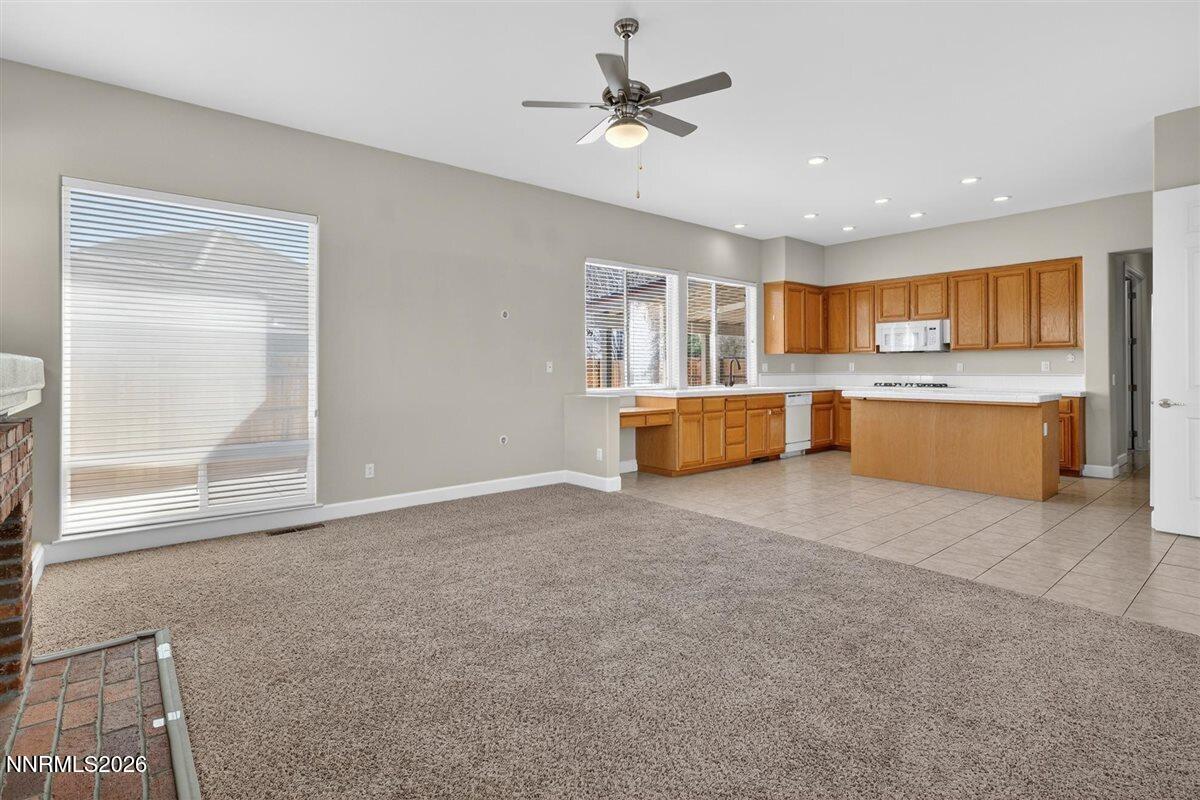 2214 St George Way Carson City, NV 89703 - Photo 16 of 57 a view of kitchen and window