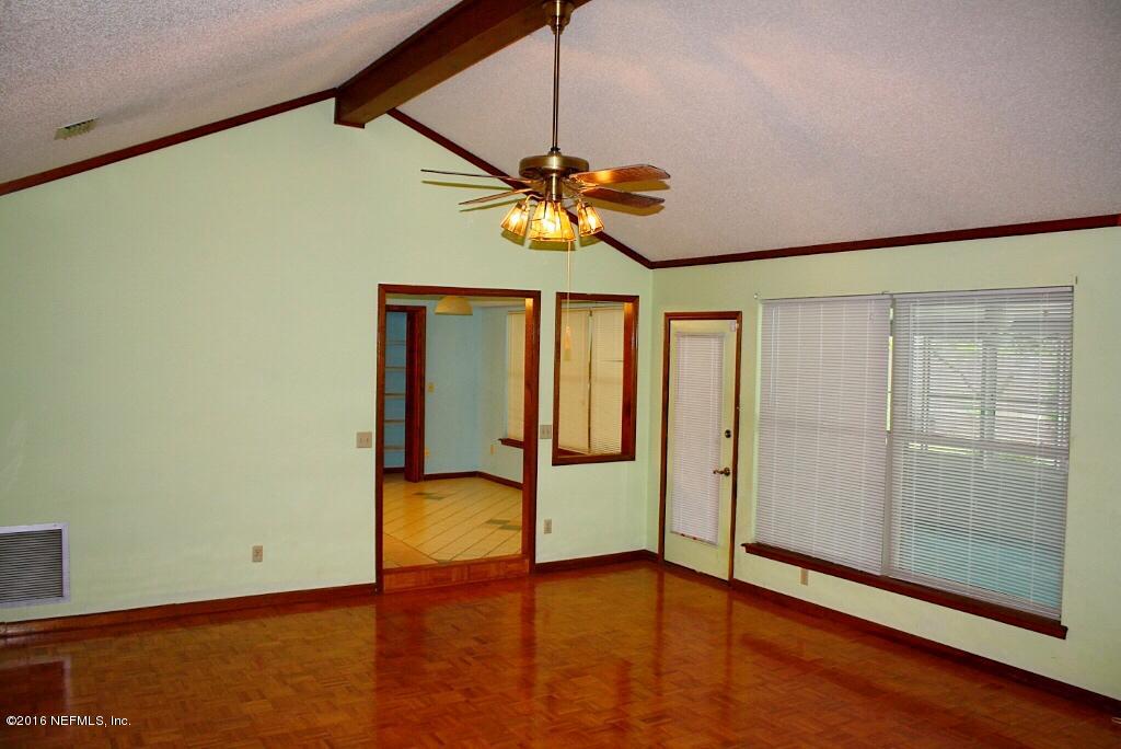 11529 Baskerville Road Jacksonville, FL 32223 - Photo 11 of 29 Family Room View 1