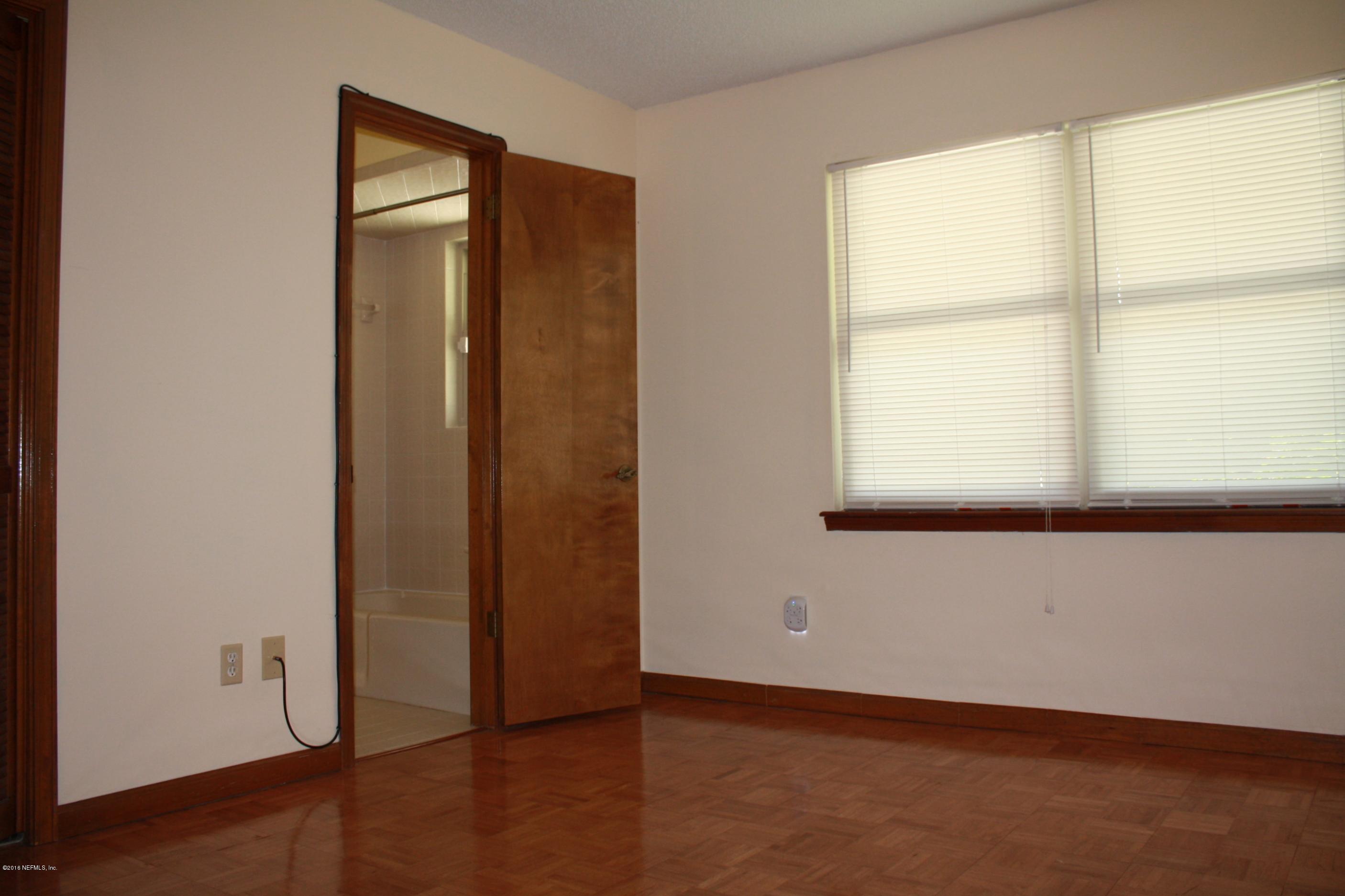 11529 Baskerville Road Jacksonville, FL 32223 - Photo 20 of 29 Bedroom 4 View 2