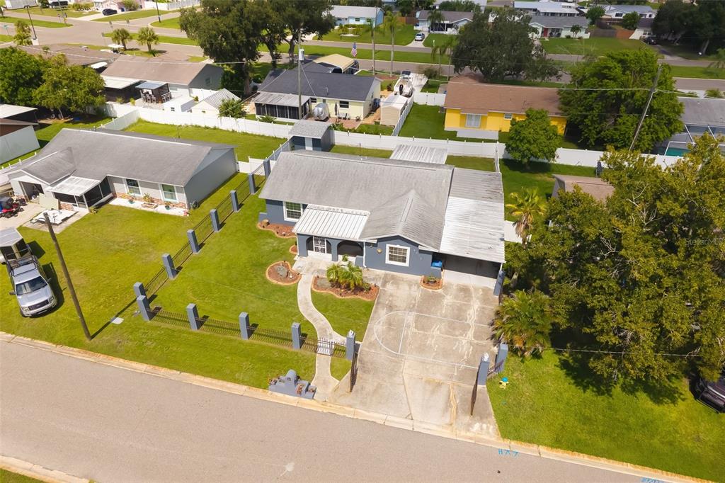 6012 Francis Drive Apollo Beach, FL 33572 - Photo 8 of 57 Gallery Image 8