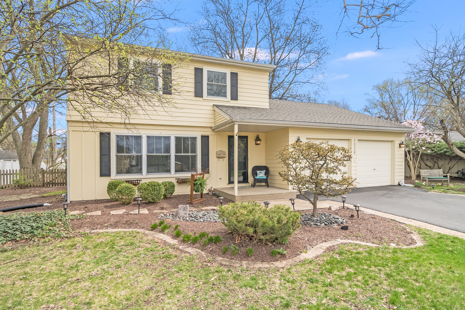 1220 Modaff Road Naperville, IL 60540 - Photo 1 of 38