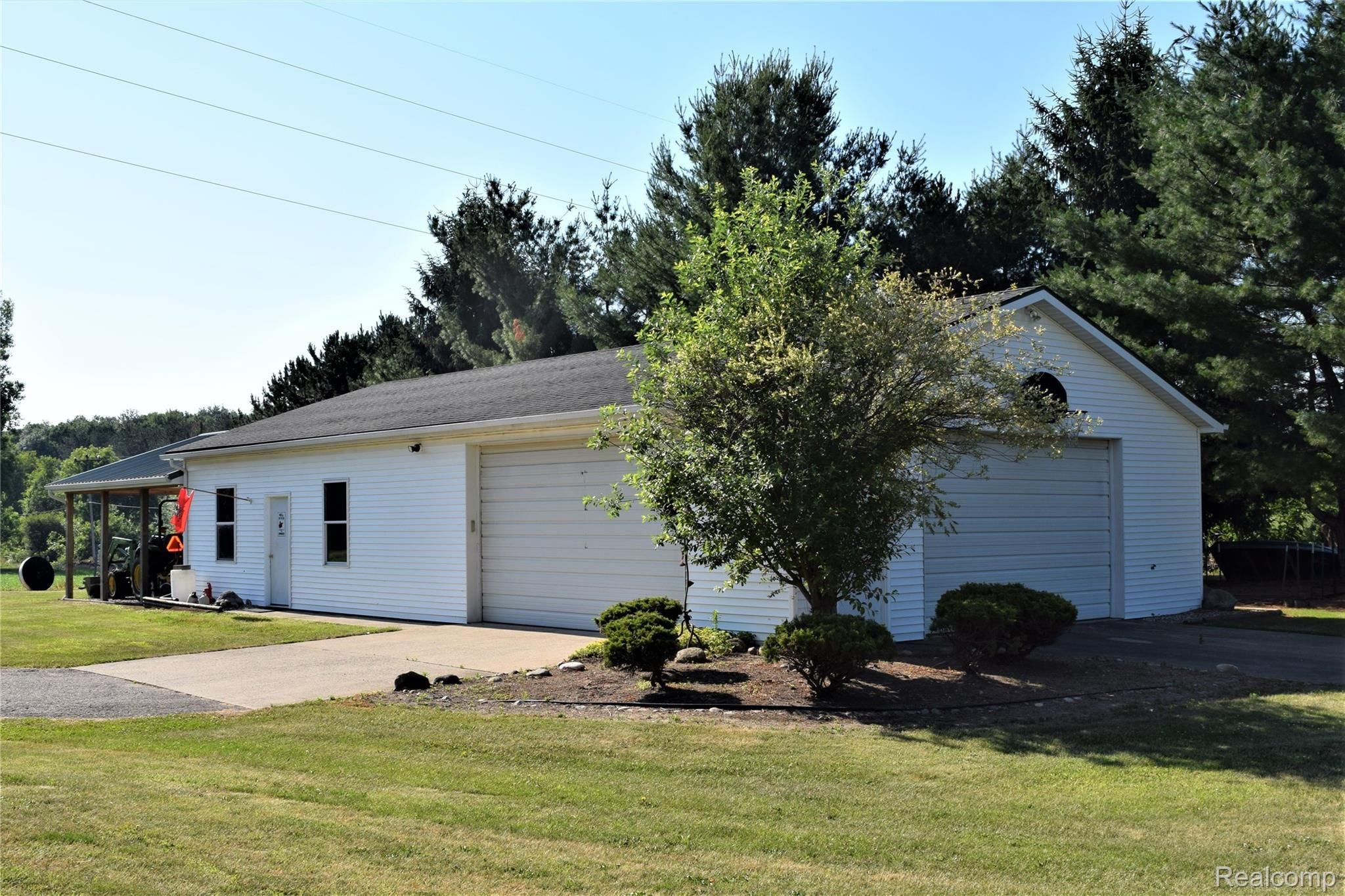 150 North Force Road Attica, MI 48412 - Photo 13 of 48 Force pole barn2.jpeg