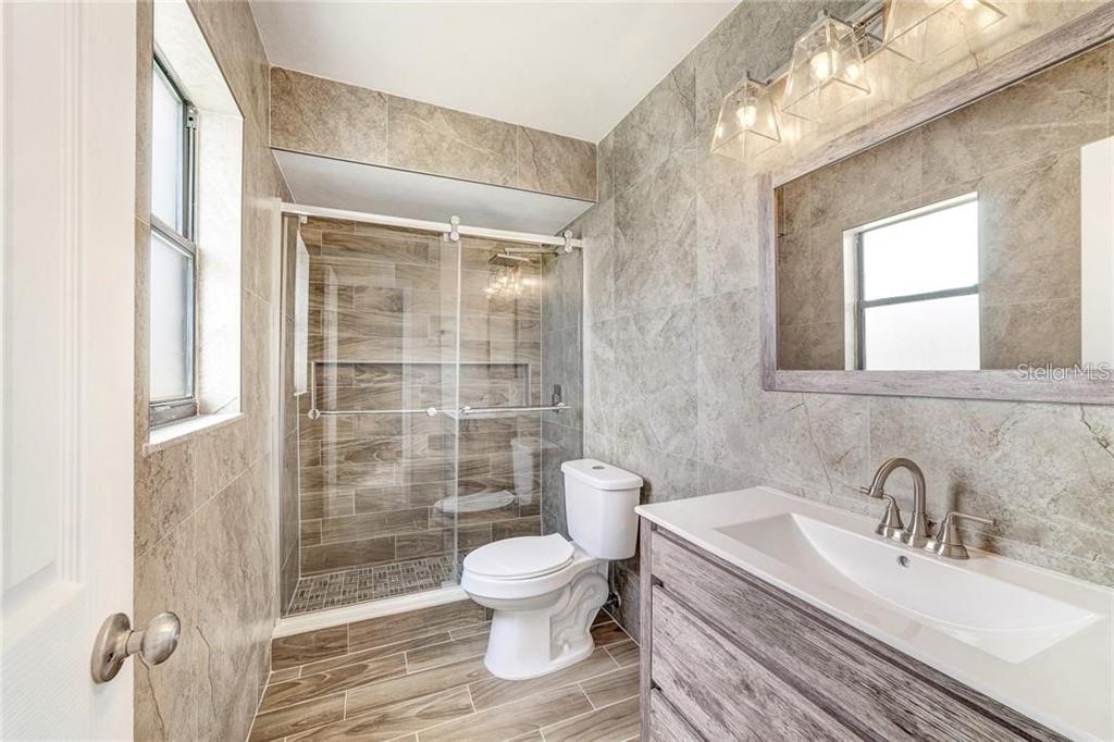 612 Estrada Lane Kissimmee, FL 34758 - Photo 5 of 9