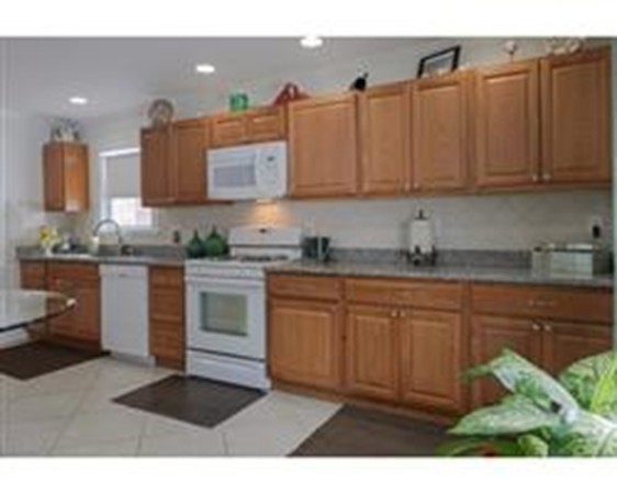 11 West Colony Road, Unit B Lynn, MA 01902 - Photo 12 of 15 Gallery Image 12