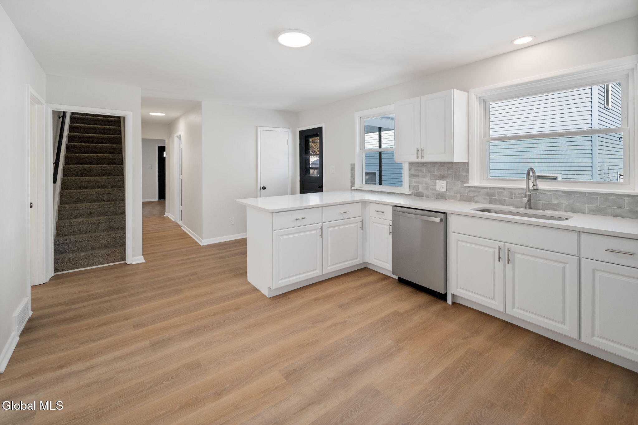 152 Chiswell Road Schenectady, NY 12304 - Photo 12 of 35 14-152ChiswellRd_14