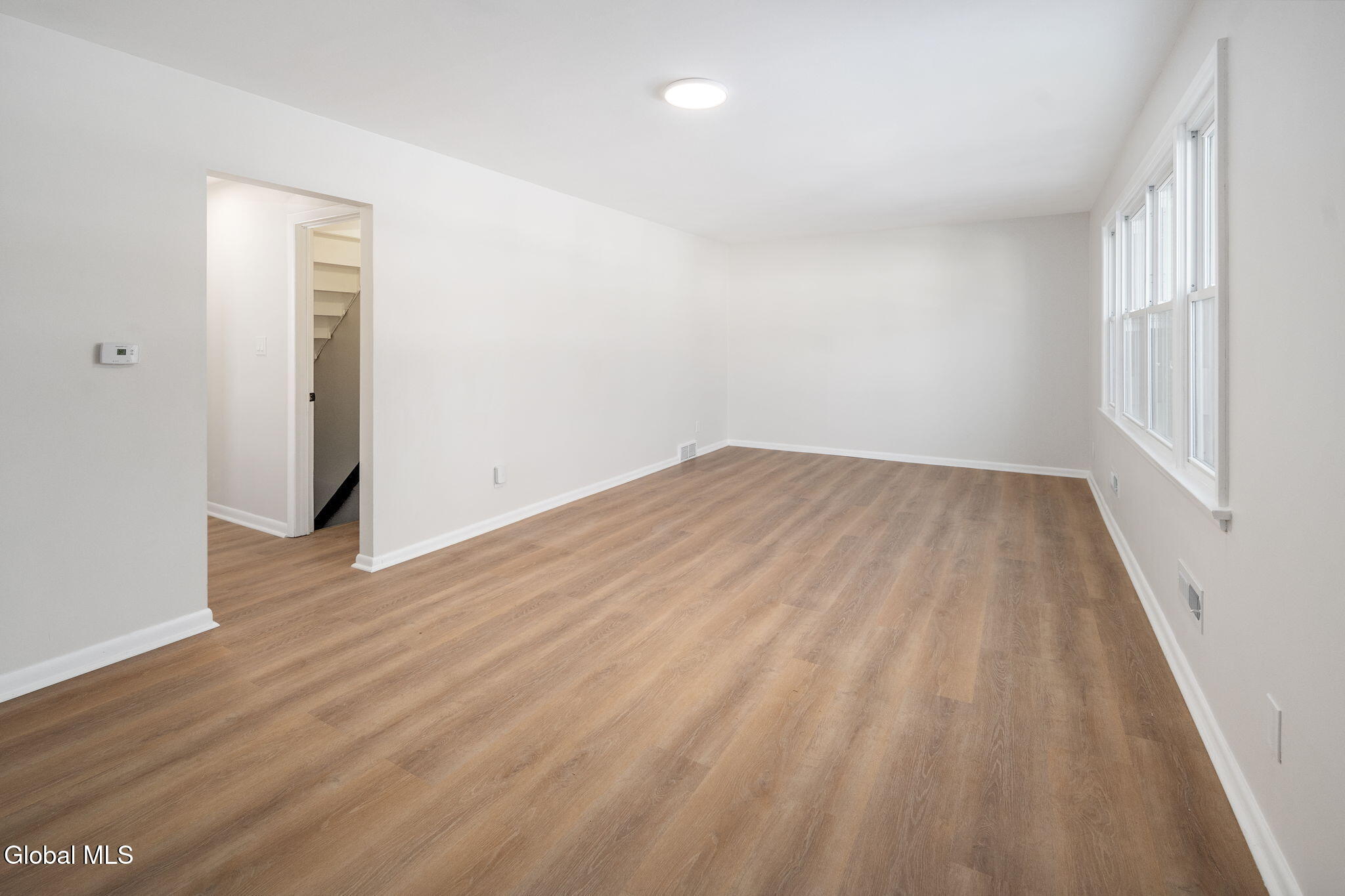 152 Chiswell Road Schenectady, NY 12304 - Photo 18 of 35 5-152ChiswellRd_05