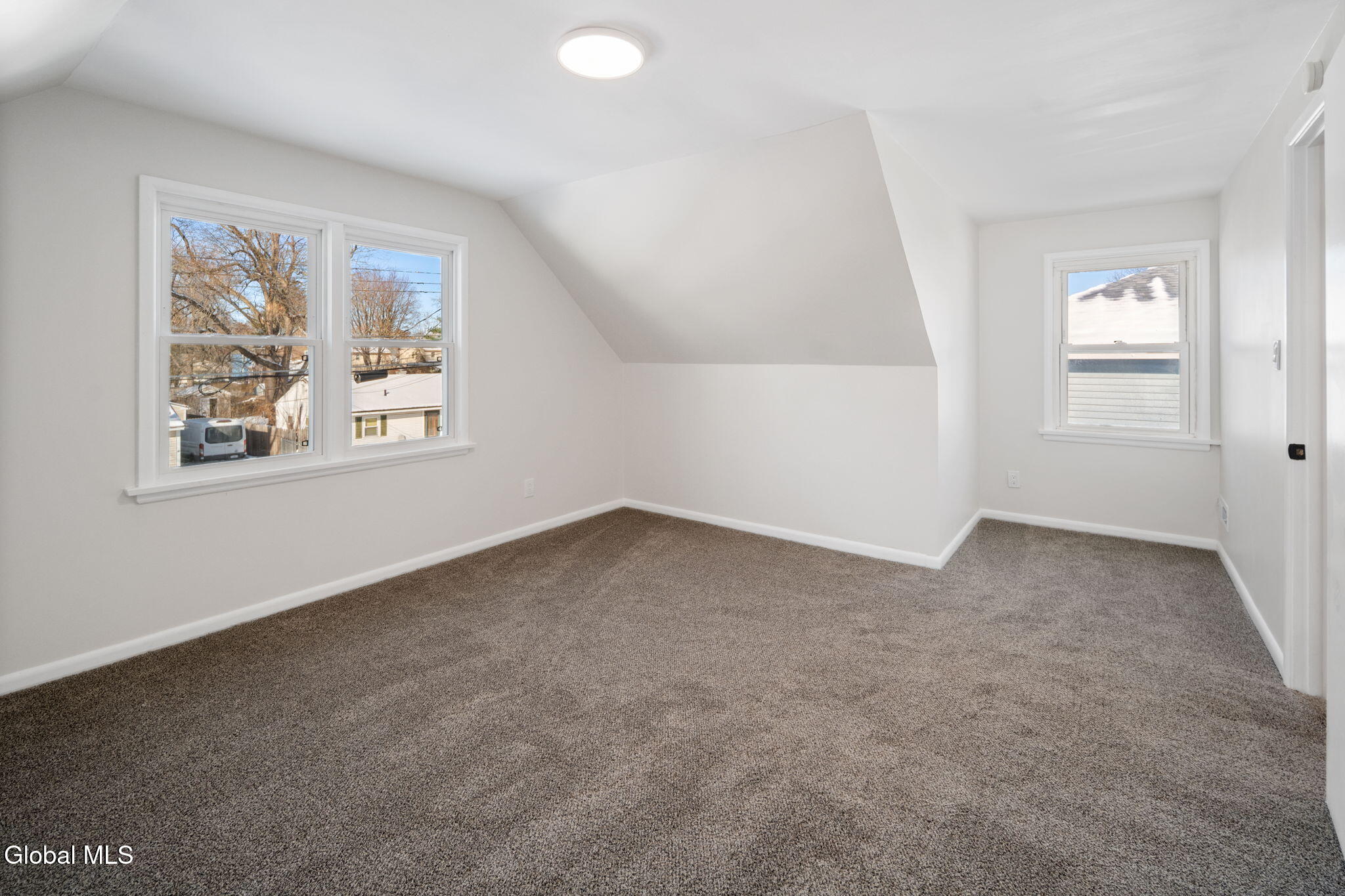 152 Chiswell Road Schenectady, NY 12304 - Photo 27 of 35 23-152ChiswellRd_23