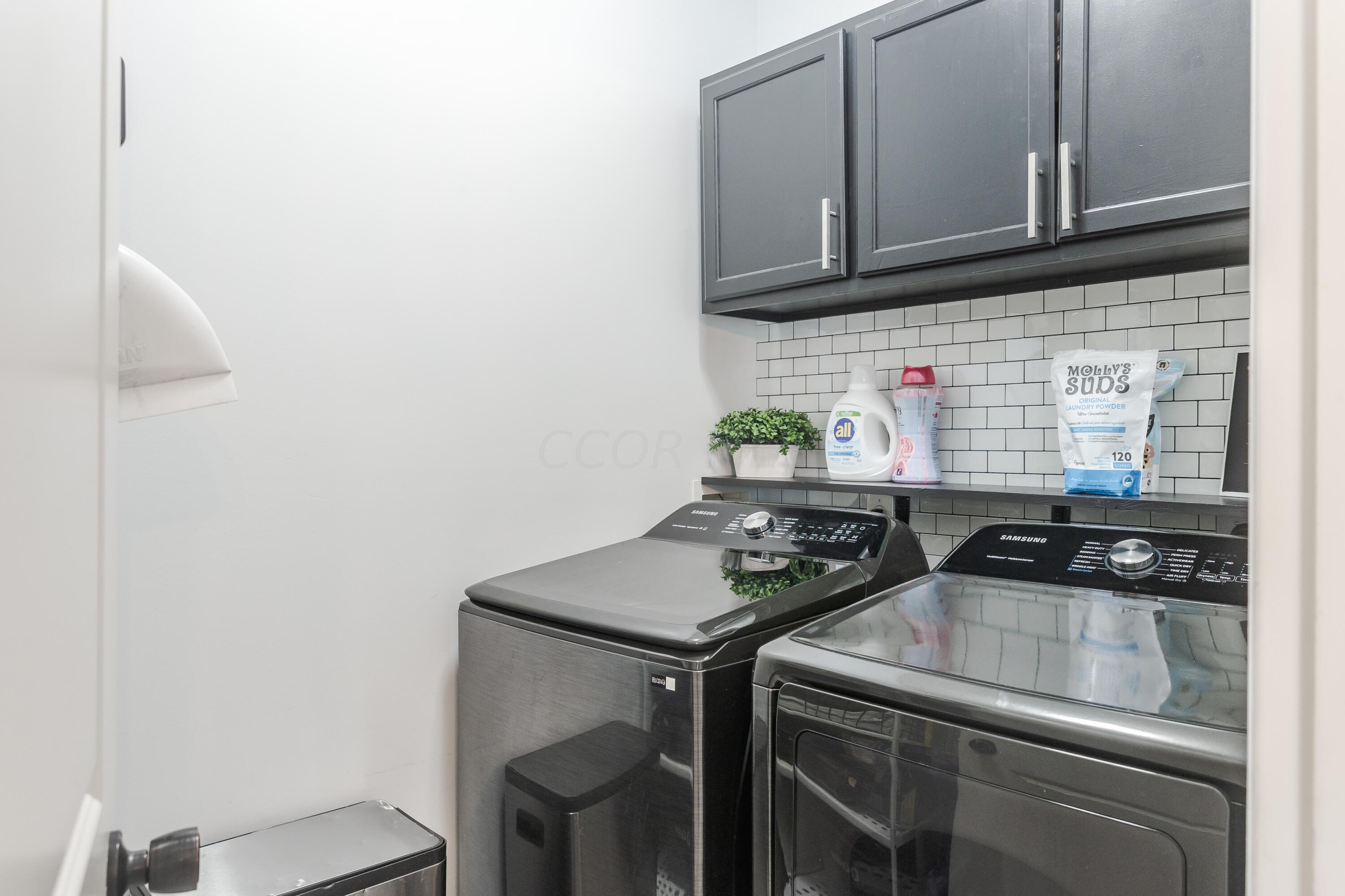 5930 Myrick Road Dublin, OH 43016 - Photo 13 of 41 First Floor Laundry