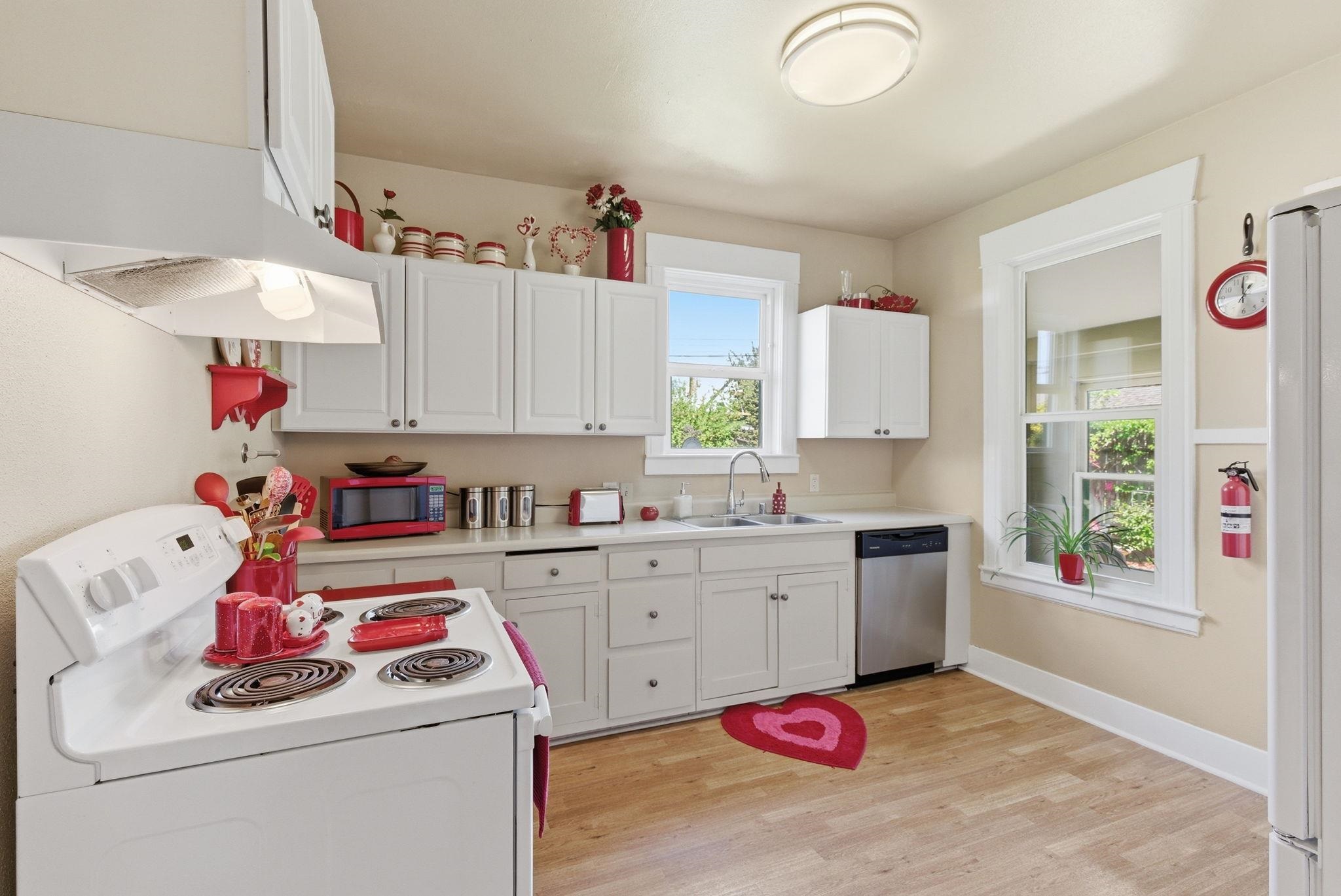 1802 West Dean Avenue Spokane, WA 99201 - Photo 9 of 32