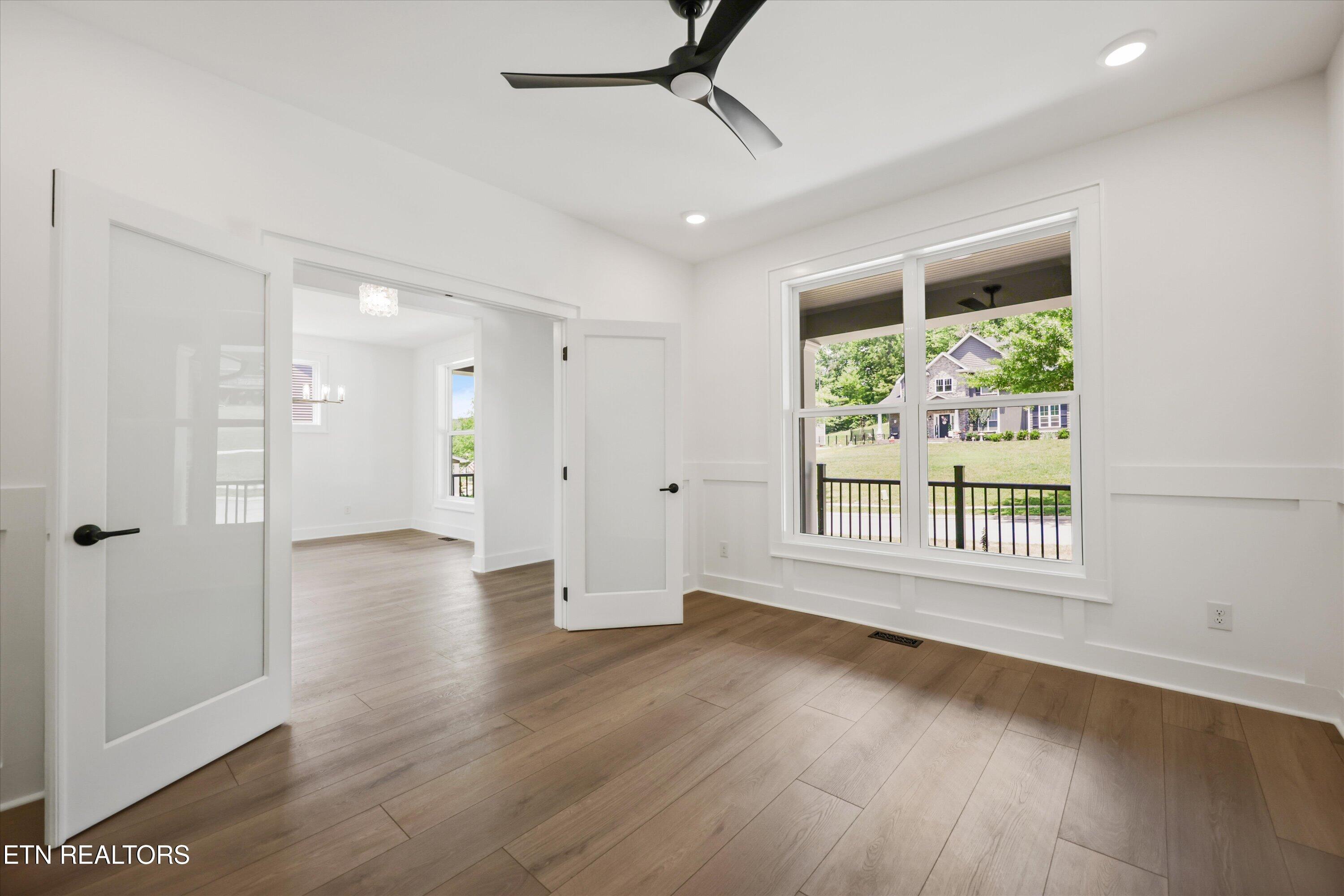 105 Mistletoeberry Road Oak Ridge, TN 37830 - Photo 16 of 60 070-105 Mistletoeberry Rd17