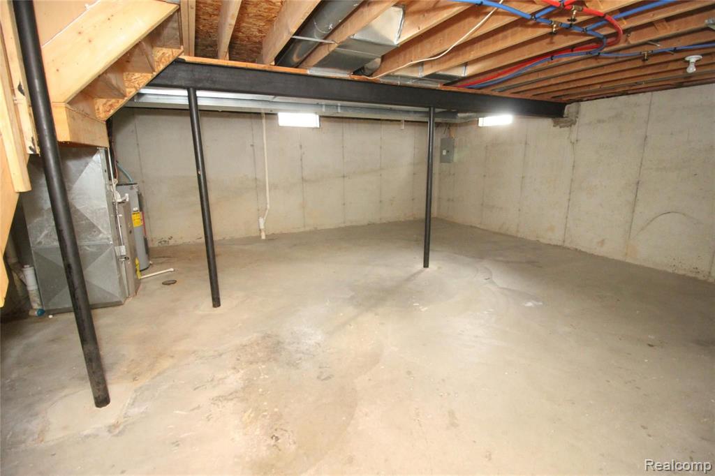 21840 15 Mile Road Clinton Township, MI 48035 - Photo 15 of 25