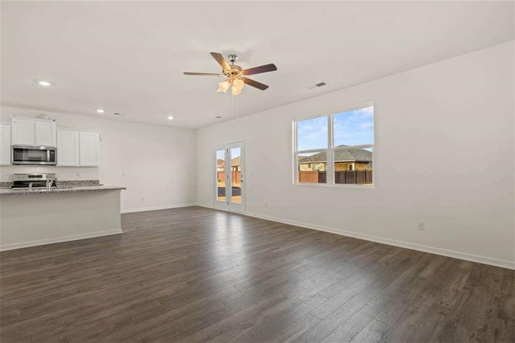 331 Friendship Oak Way Hampton, GA 30228 - Photo 14 of 33