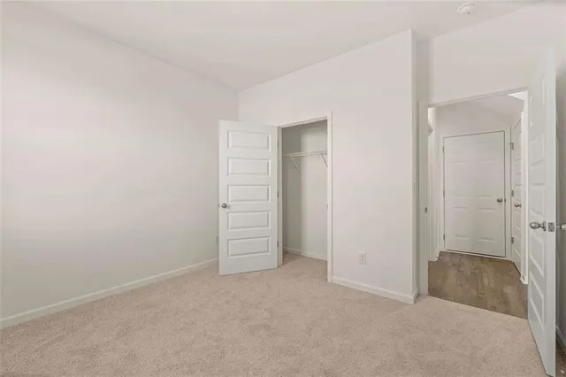 $389,700 | 331 Friendship Oak Way, Hampton, GA 30228