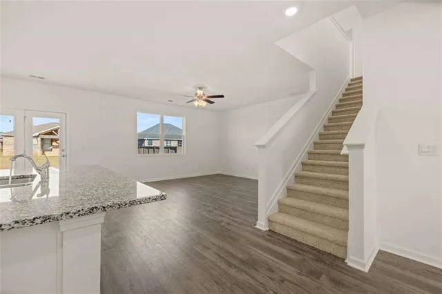 $389,700 | 331 Friendship Oak Way, Hampton, GA 30228