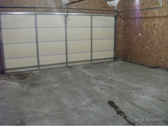 310 Polk Street Athens, IL 62613 - Photo 20 of 22 Gallery Image 20