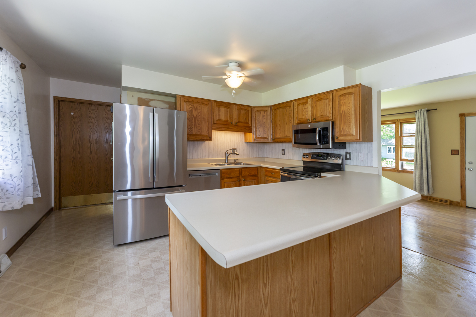 403 North 3rd Street Malta, IL 60150 - Photo 6 of 46